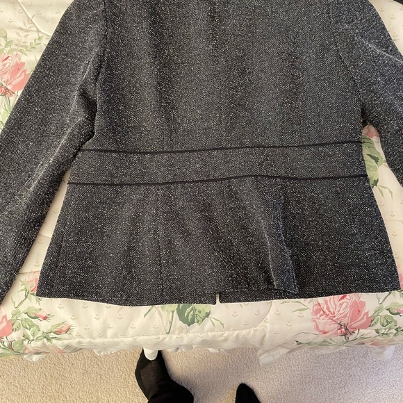 Jacket - Picture 4 of 4